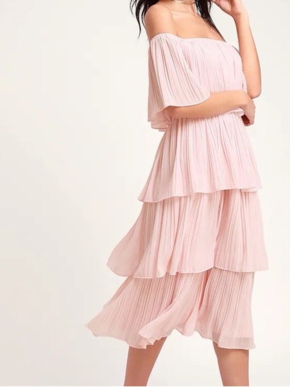 🌸Blush Pink Off-the-shoulder Tiered Ruffle Midi Dress. 

🌸Size XL